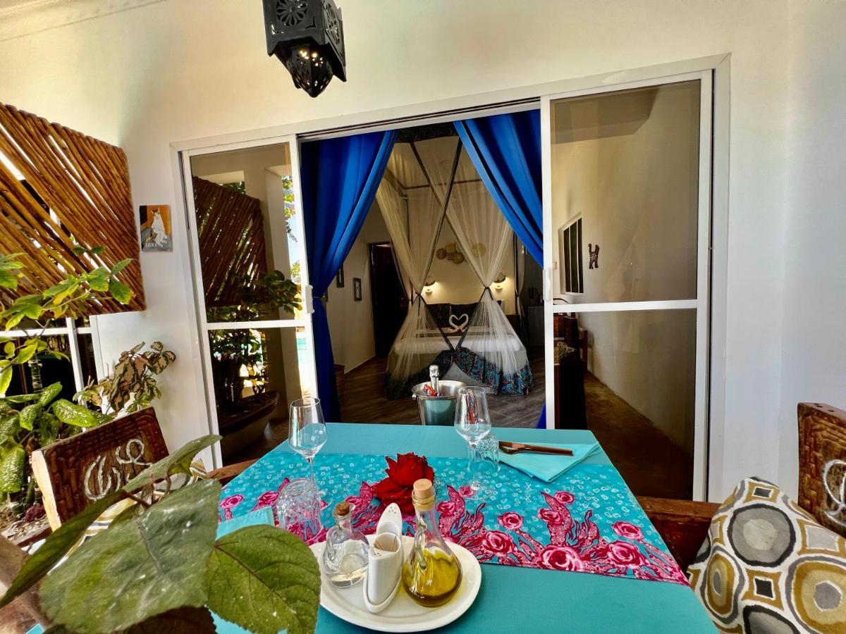 Residence Gadea&Gadea Garden Italian Restaurant Jambiani  Bagian luar foto